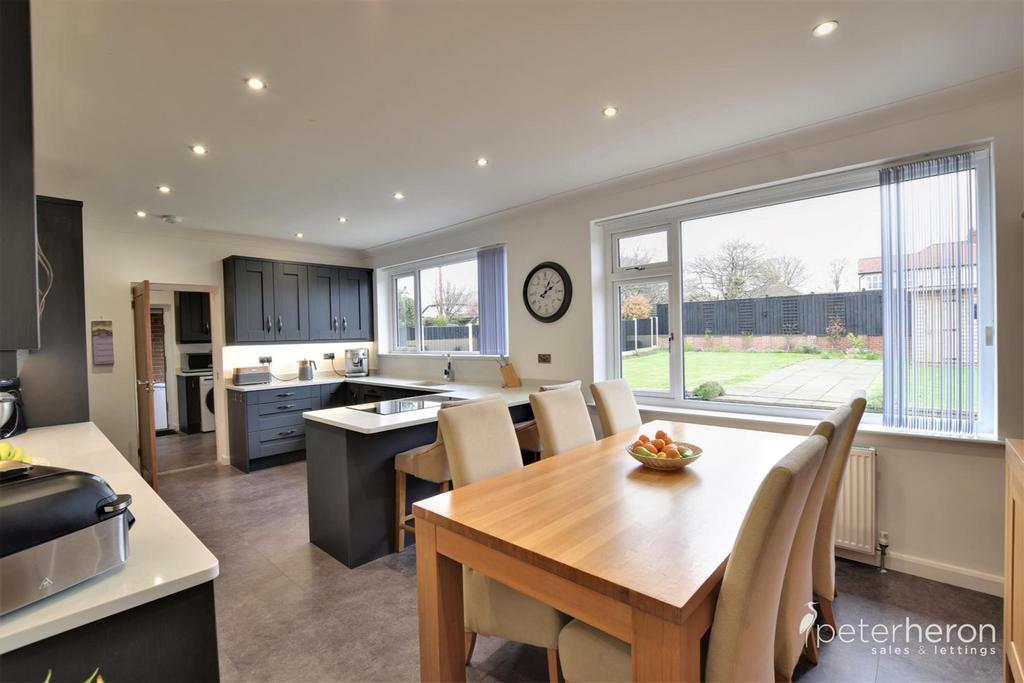 Mayfield Drive, Cleadon, Sunderland 2 bed detached bungalow for sale