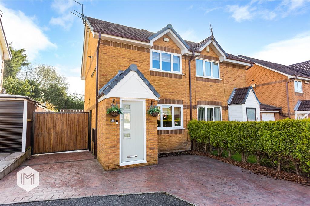 Highfield Drive, Farnworth, Bolton... 2 bed semidetached house £180,000