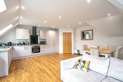 2 bedroom apartment for sale - Penn Hill Avenue, Lower Parkstone, Poole, Dorset, BH14