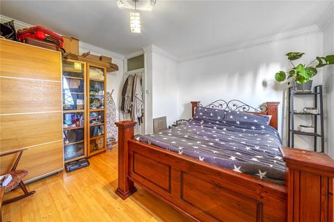 68d Sydenham Road, Croydon, CR0 2EF