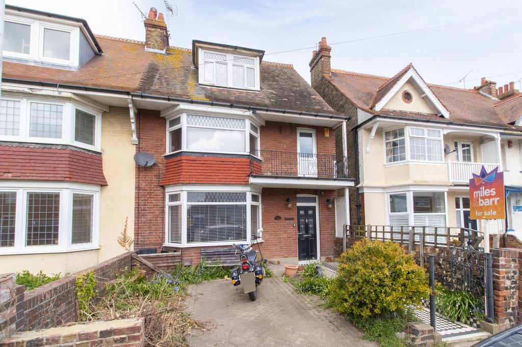 All Saints Avenue, Margate, CT9 6 bed semidetached house for sale £