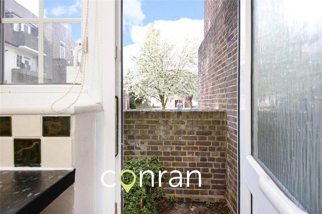 Prince Henry Road, Charlton, SE7 1 bed apartment for sale £240,000