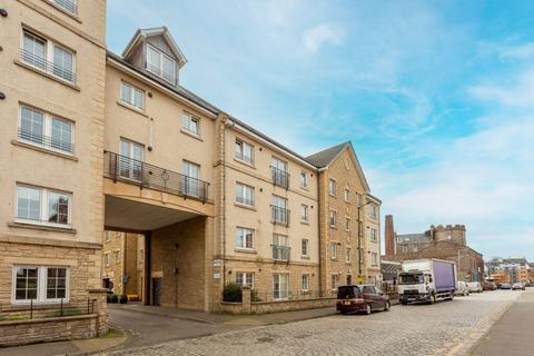 3/7 Tower Wynd, Edinburgh, EH6 7BA