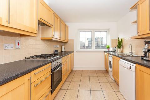 3/7 Tower Wynd, Edinburgh, EH6 7BA