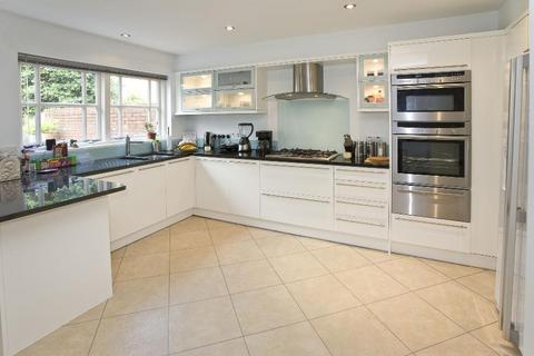 4 bedroom terraced house to rent, Virginia Park, Virginia Water, Surrey