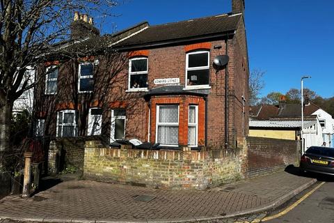 3 bedroom end of terrace house for sale - Edward Street, Luton, Bedfordshire, LU2