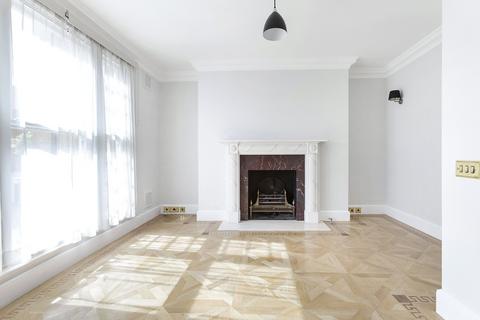 3 bedroom terraced house to rent - Charles II Place, Kings Road, Chelsea, London, SW3