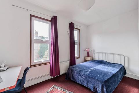 109 Morley Avenue, London, N22 6NG