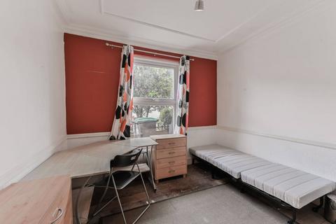 109 Morley Avenue, London, N22 6NG