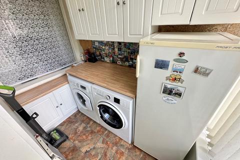 62 Sunningdale, Luton, LU2 7TE