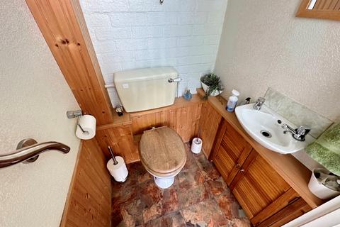 62 Sunningdale, Luton, LU2 7TE