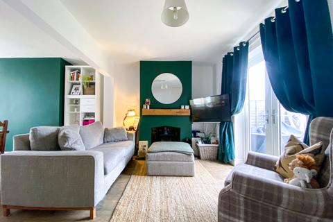 16 Bindon Road, Taunton, TA2 6AA