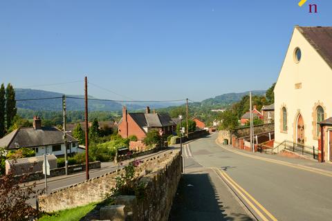 6 Hill Street, Cefn Mawr, Wrexham, LL14 3AY