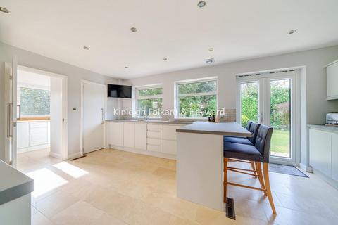 6 Cedar Copse, Bromley, BR1 2NY