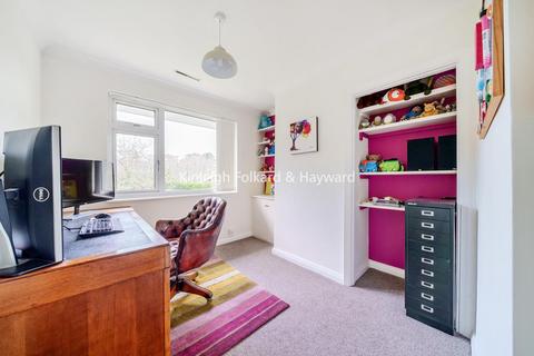 6 Cedar Copse, Bromley, BR1 2NY