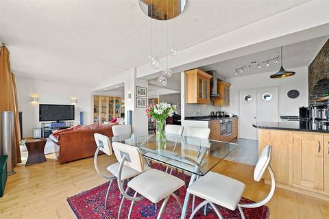 2 bedroom apartment for sale - Wapping High Street, London, E1W