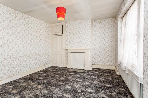 18 Alloway Road, London, E3 5AS