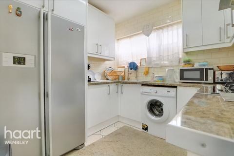 4 bedroom detached house for sale - Grendon Gardens, Wembley