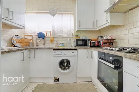 4 bedroom detached house for sale - Grendon Gardens, Wembley