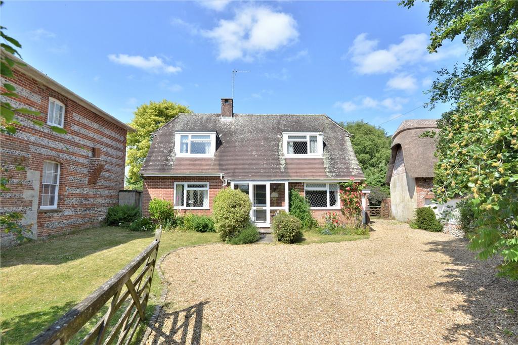 Martin, Fordingbridge, Hampshire, SP6 4 bed detached house £695,000
