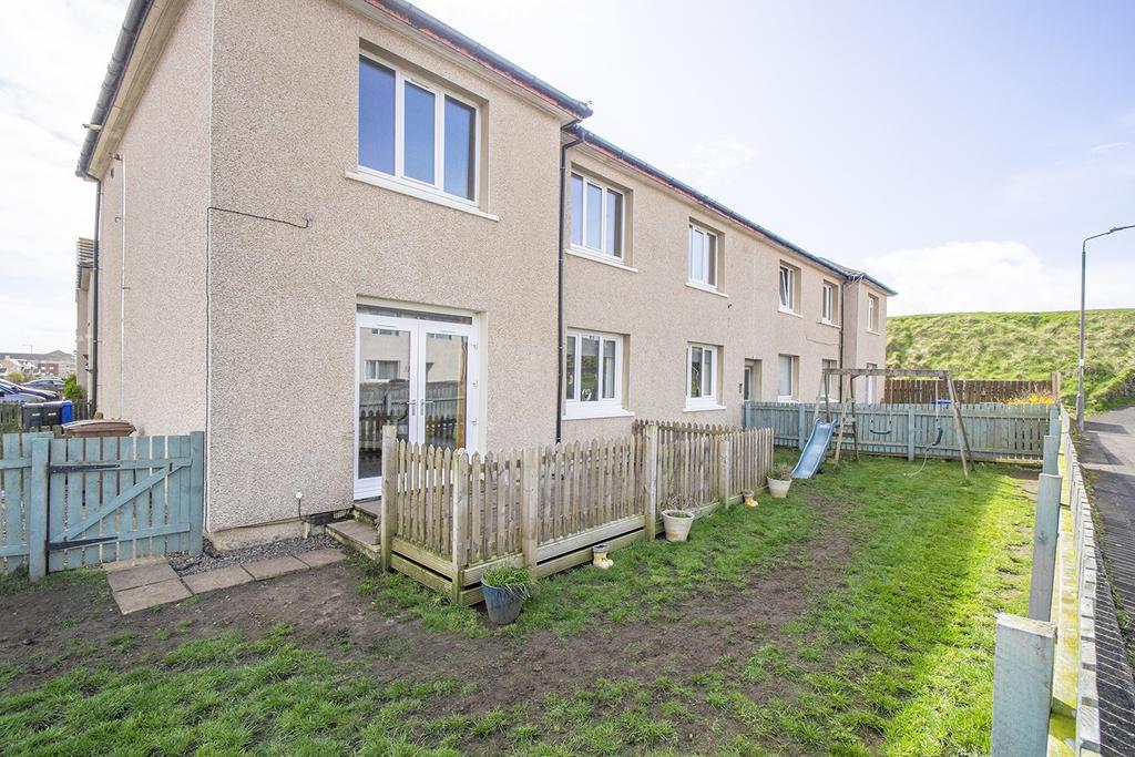 4 Bedroom Ground Floor Flat