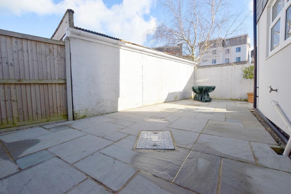 Courtyard Garden