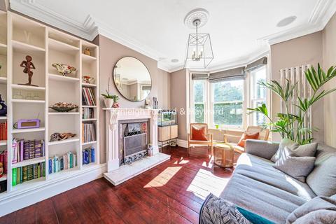 1 Green Lane, Chislehurst, BR7 6AG