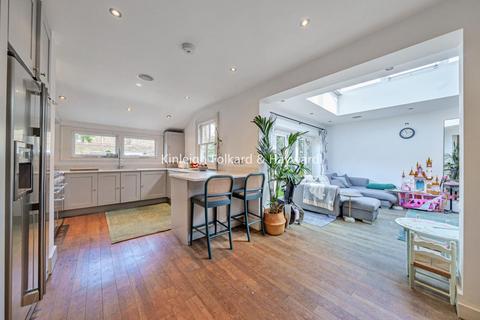 1 Green Lane, Chislehurst, BR7 6AG