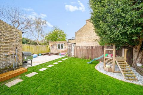 1 Green Lane, Chislehurst, BR7 6AG