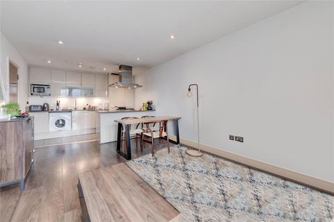 1 bedroom flat for sale, Plumbers Row, London