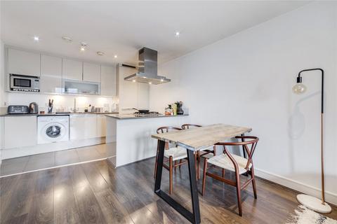 1 bedroom flat for sale, Plumbers Row, London