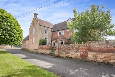 4 bedroom detached house for sale, Lower Lane, Kinsham, Tewkesbury, Worcestershire, GL20