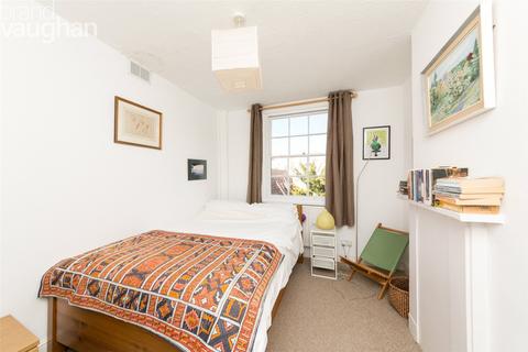 2 bedroom flat to rent, Brunswick Road, Hove, East Sussex, BN3