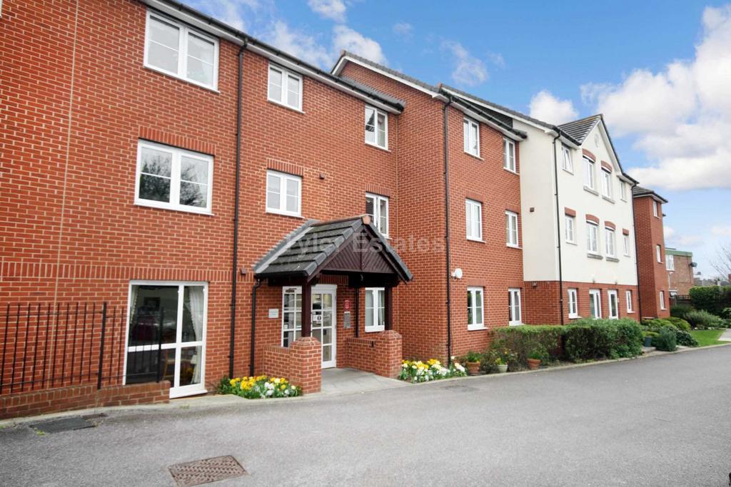 Southwood Court, Billericay CM11 1 bed retirement property for sale £200,000