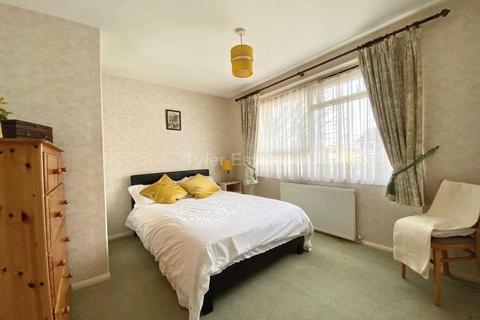 29 Brookside, Billericay, CM11 1DT