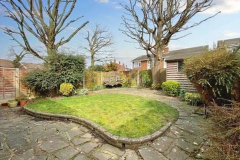 29 Brookside, Billericay, CM11 1DT