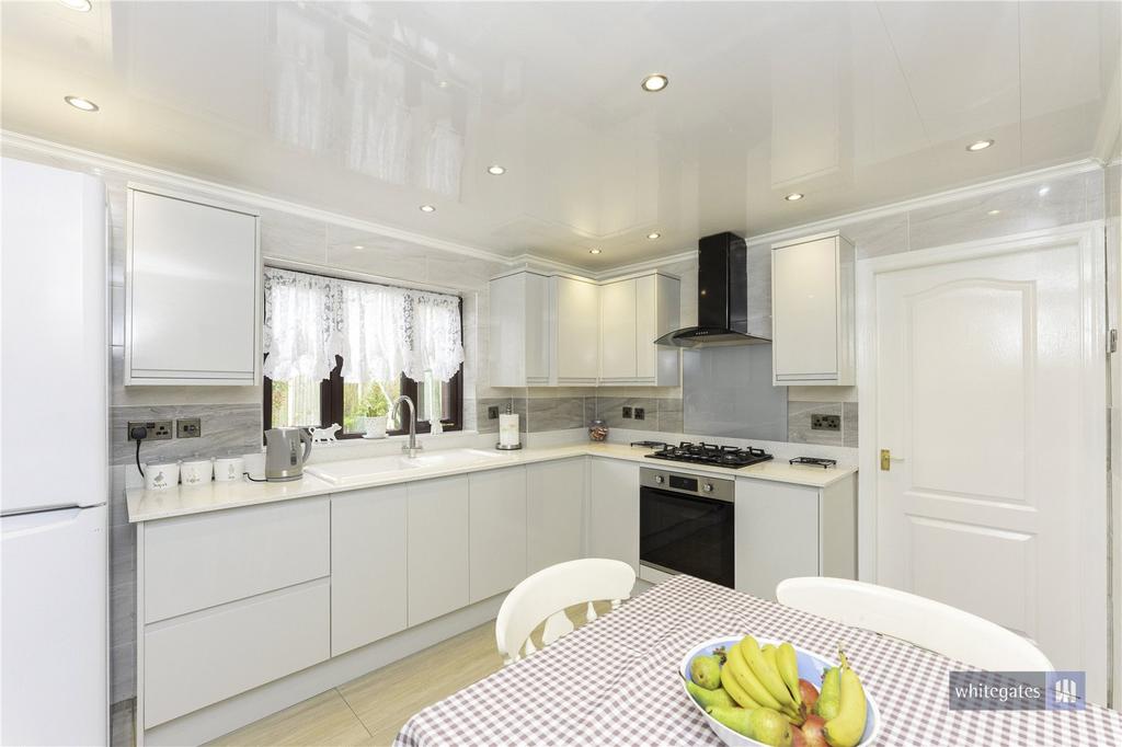 Kitchen/Dinning Area