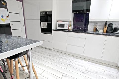 69 Buttermere Close, Bletchley, Milton Keynes, MK2 3DG