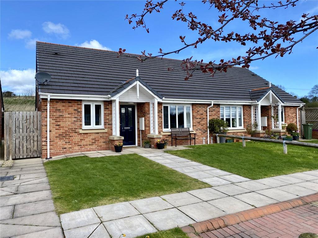 Hawthorn Gardens, Ovingham, Northumberland, NE42 2 bed bungalow for
