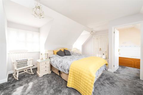 2 Fairground Way, Clifton, Shefford, SG17 5JN