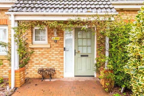 2 Fairground Way, Clifton, Shefford, SG17 5JN
