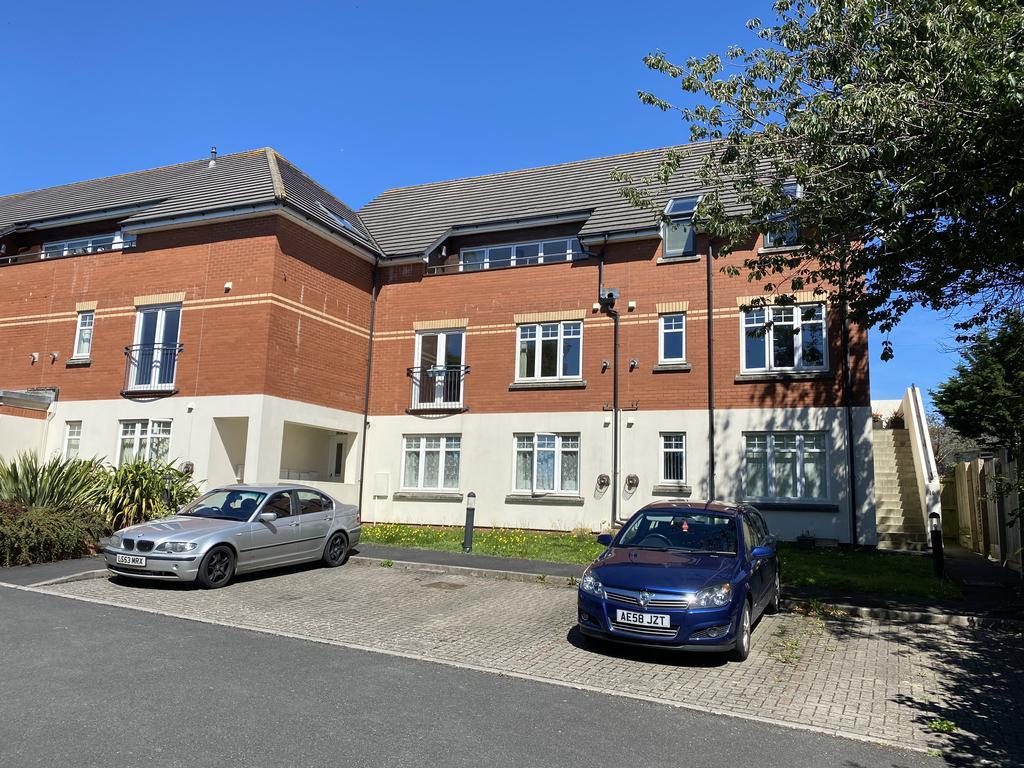 Clovelly Road, Bideford EX39 2 bed flat £675 pcm (£156 pw)