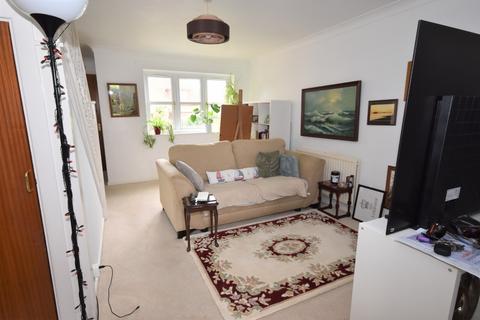 27 Marsh Road, Burnham-on-crouch, CM0 8LZ