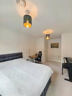 1 bedroom flat to rent, Madeira Street, London E14