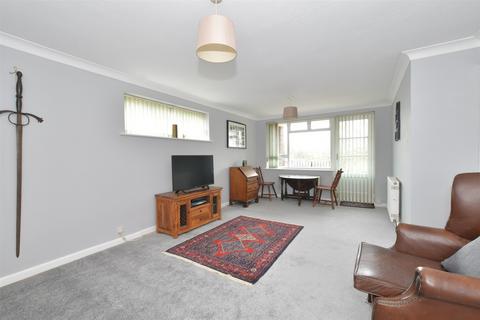 2 bedroom apartment for sale - Jubilee Avenue, Rustington, West Sussex