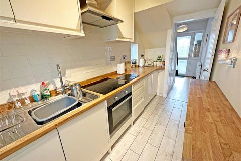 38 Stroud Road, Shirley, Solihull, B90 2JU