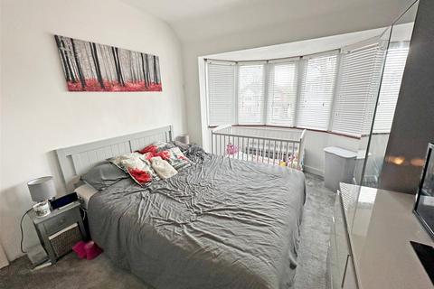 38 Stroud Road, Shirley, Solihull, B90 2JU