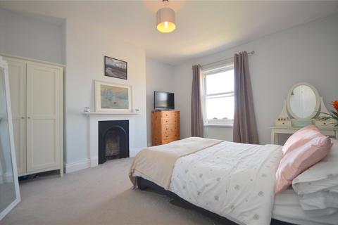 4 bedroom terraced house for sale, Bracken Hill, Mirfield, West Yorkshire, WF14