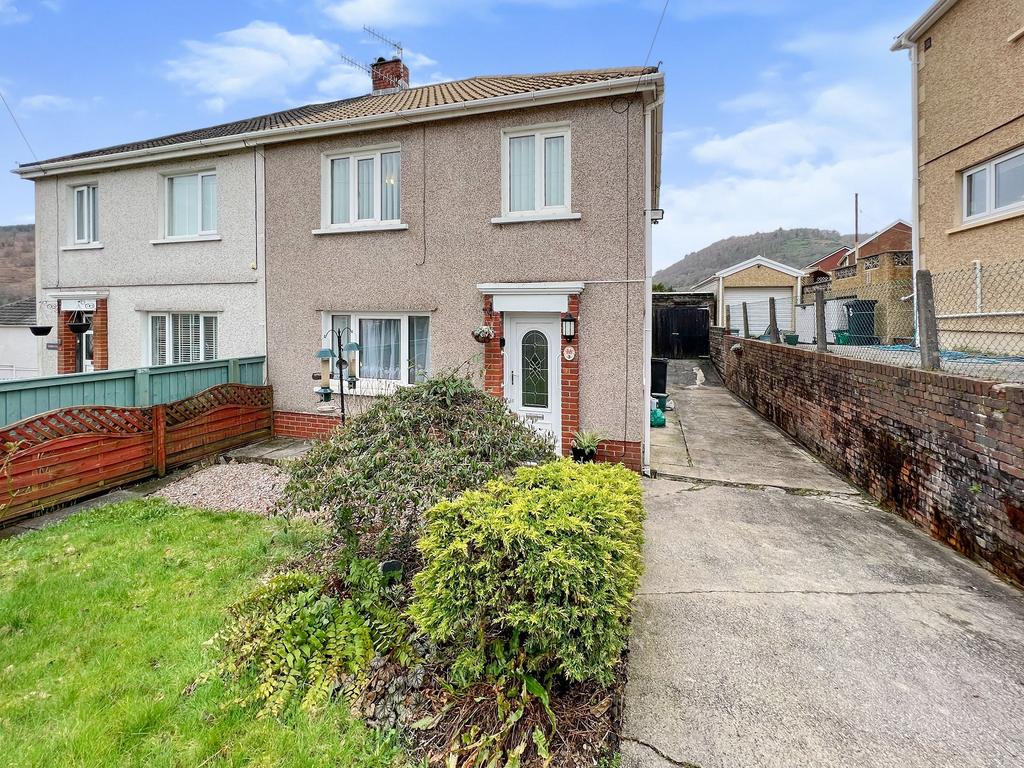 Ffordd Afan, Cwmavon, Port Talbot, Neath Port Talbot. SA12 9BR 3 bed