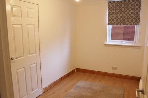2 bedroom flat to rent, Langlands Court, Govan, Glasgow, G51